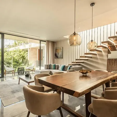 Beautiful Ph W Private Rooftop 3br And Concierge Apartment