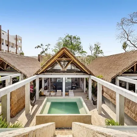 Lux Toh Villa, Rooftop Pool, Wifi, Transport Apartment *