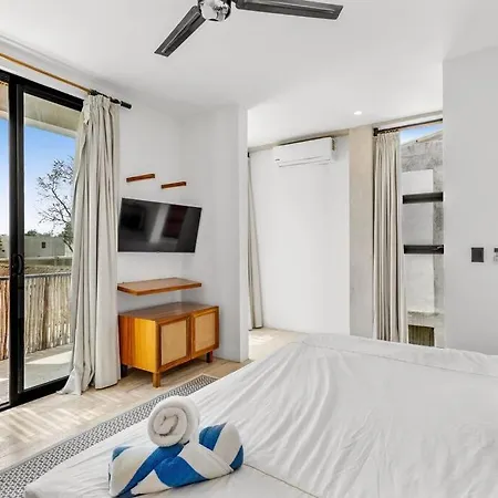 Lux Toh Villa, Rooftop Pool, Wifi, Transport Apartment