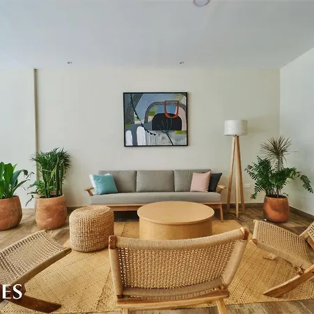 Spacious 2 Br. Jungle View Luxury W/prime Location *
