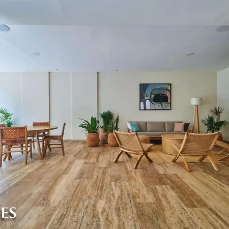 Apartment Spacious 2 Br. Jungle View Luxury W/prime Location