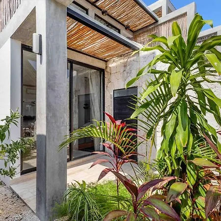 Brand New Just 5 Min To & Downtown!