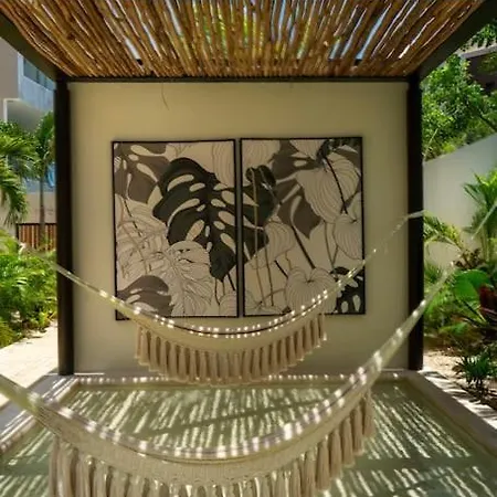Comfort & Style In 2br - Pool Access - A209