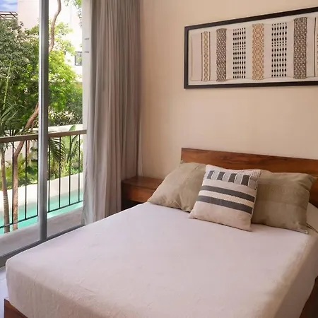 Apartment Modern W Balcony & Pool La Veleta, - - A207