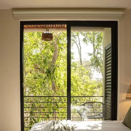 New 1 Bed - - Private Terrace *