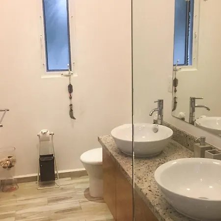 Villa Luxury Private , Private Pool, Private Garden, Jacuzzi, 24hours Security