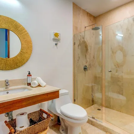 Apartment Private Rooftop 1br With Stunning Common Areas *