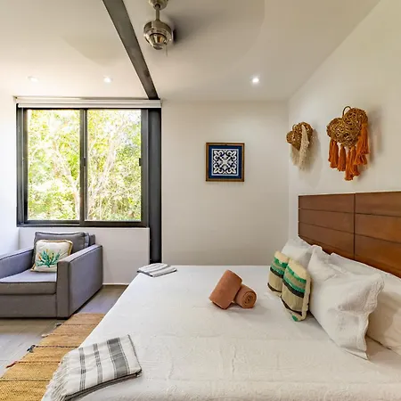 Casa & Chiit - 2 Homes With Different Shared Amenities