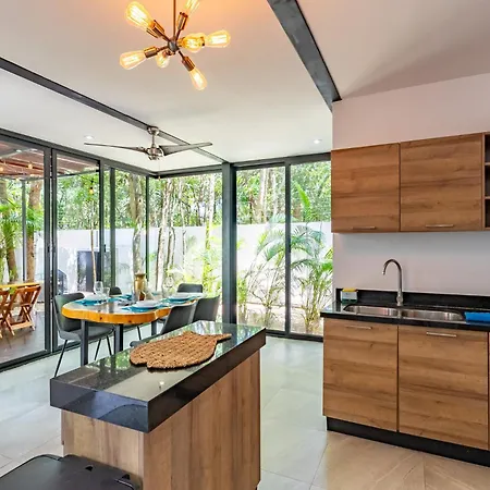 Casa & Chiit - 2 Homes With Different Shared Amenities Villa Tulum