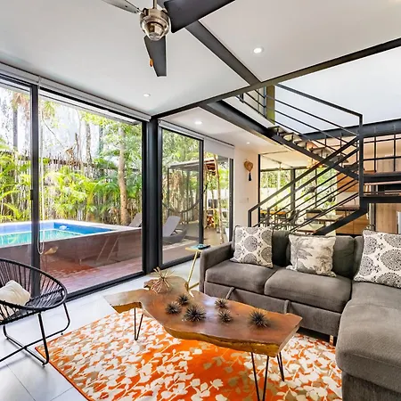 Casa & Chiit - 2 Homes With Different Shared Amenities