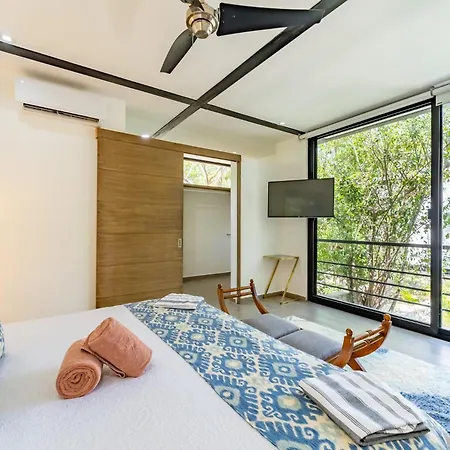 Casa & Chiit - 2 Homes With Different Shared Amenities Villa *