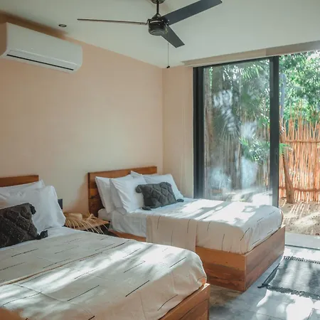 Rotamundos Luxury In Lúum Zama *