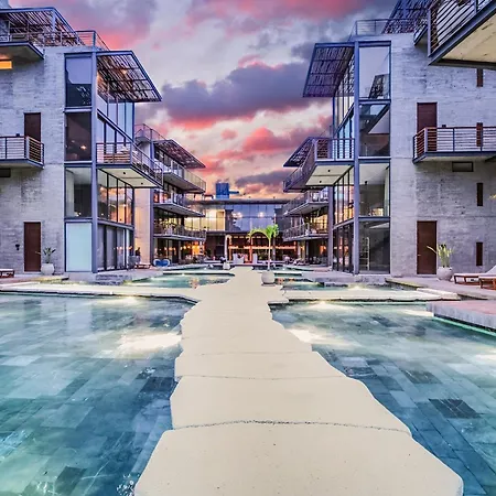 Waterworld 1br Cenote Rooftop Pools Gym *