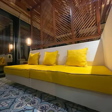 Invisible Loft Experience