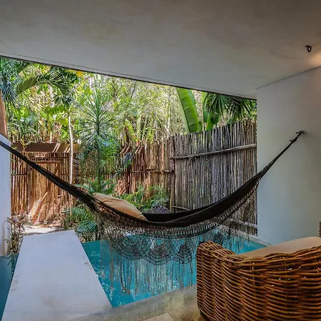 Exclusive 1br In Jungle Private Pool Apartamento