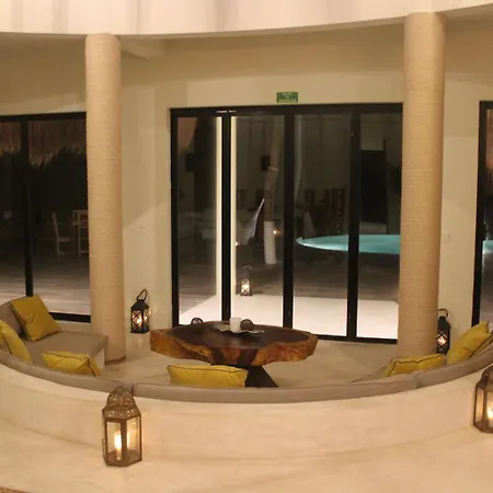Playa Kun With 5 Bedrooms In Mexico Villa