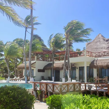 Playa Kun With 5 Bedrooms In Mexico Villa