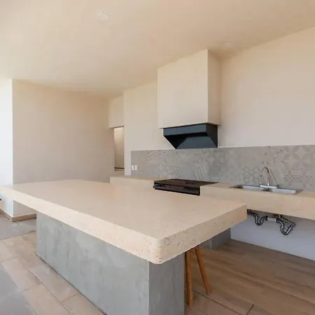 Amazing Private Pool Rooftop Apartment *
