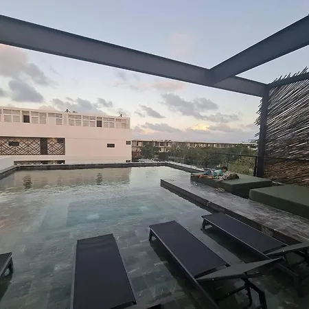 Lujoso Penthouse 2 En * Tulum