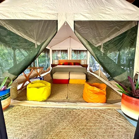 Glamping Bunga Lotus * Tulum