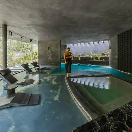 Luxury With Private Pool Apartment