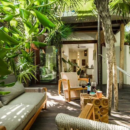 Villa Chakte With 3 Bedrooms In Mexico