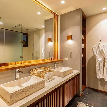 Apartment Luxury Condo, Infinity & Cenote Pools, Miraluna, Aldea Zama