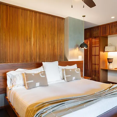 Luxury Condo, Infinity & Cenote Pools, Miraluna, Aldea Zama Tulum