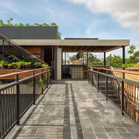 Luxury Condo, Infinity & Cenote Pools, Miraluna, Aldea Zama *