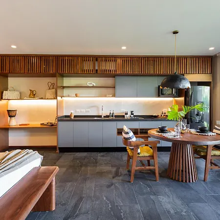 Luxury Condo, Infinity & Cenote Pools, Miraluna, Aldea Zama Apartment