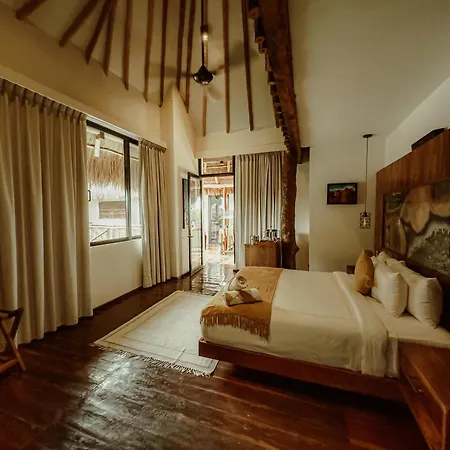 Casa Teka - Boutique & Cenote Hotel Tulum
