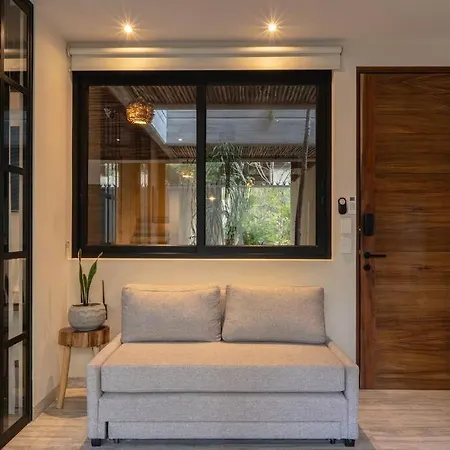 Apartment Private Pool & Terrace - Sleeps 4 Near The - B104 *