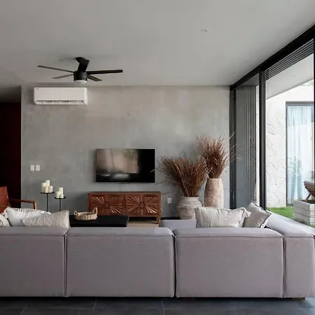 Casa Aguacate Villa *