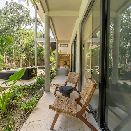 Attha Bliss Swim Up Apartment