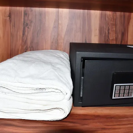 Apartment Nook By The Spot
