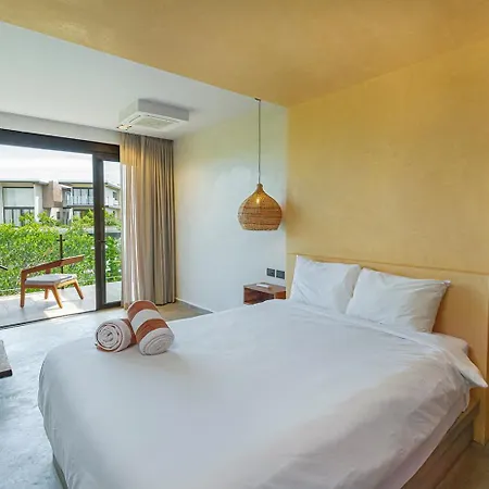 Find Yourself At Nook Apartment *