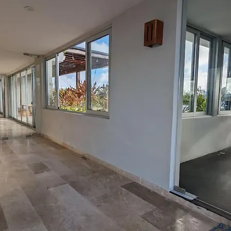 Apartment Luxury Poolside Haven