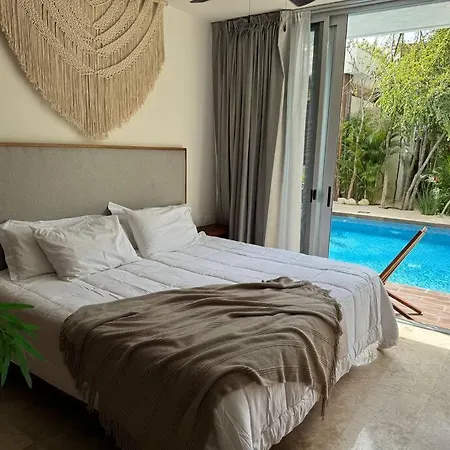 Apartment Luxury Poolside Haven Tulum