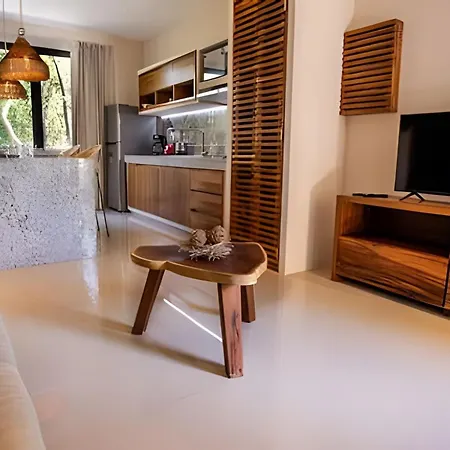 Elegant 2 Bdrm Apt W Gym & Pool Tulum