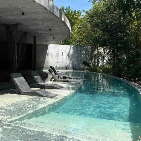 Nuuch Ph3 Amazing Ph With Pvt Pool And Terrance *