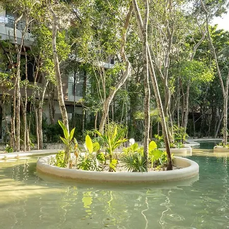 New 1 Bedroom - *