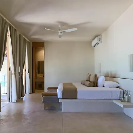 Hotel Panamera 4*