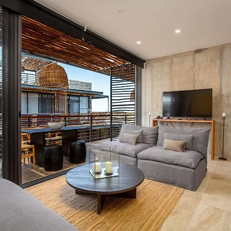 Sleeps 6 2 Private Jacuzzi Pools On Cenote Tulum