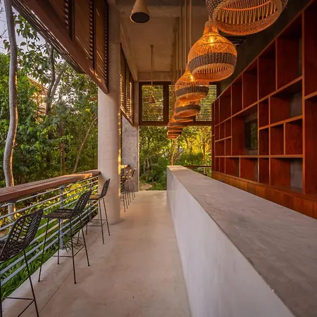 Holiday home Sleeps 6 2 Private Jacuzzi Pools On Cenote