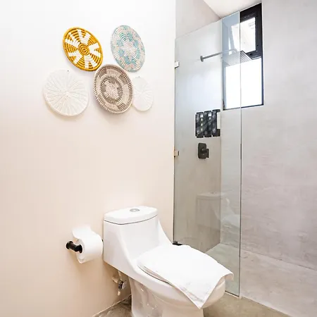 Penthouse With Private Jungle, Pool, Downtown Apartamento *