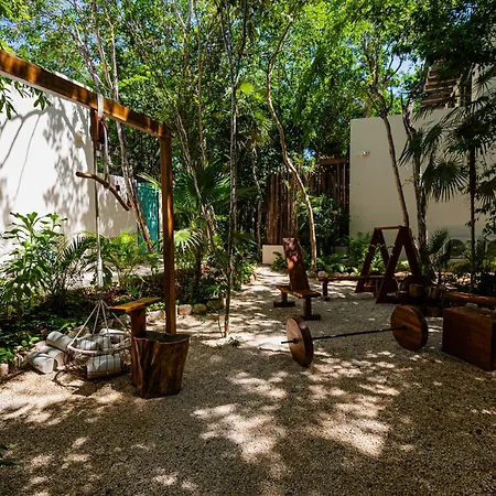 Penthouse With Private Jungle, Pool, Downtown Apartamento Tulum