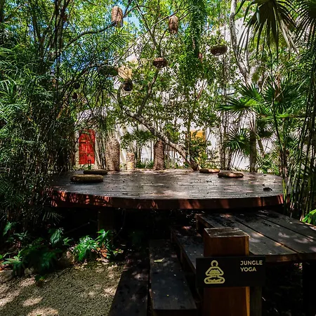 Penthouse With Private Jungle, Pool, Downtown Apartamento *