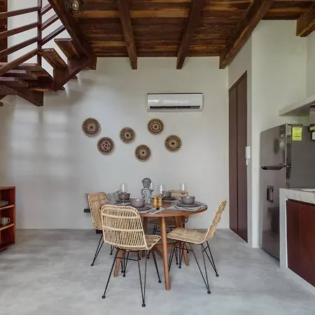 And Cozy Ph With Private Pool *