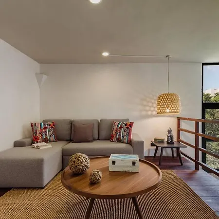 And Cozy Ph With Private Pool *