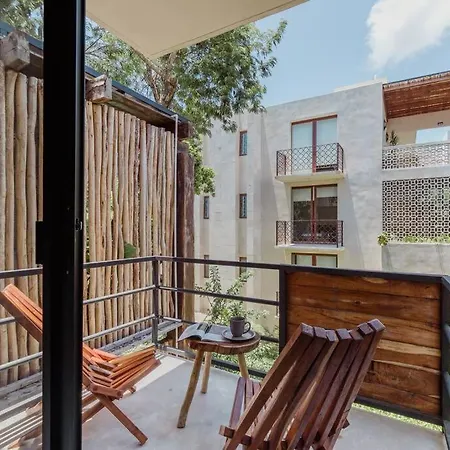 Apartment And Cozy Ph With Private Pool